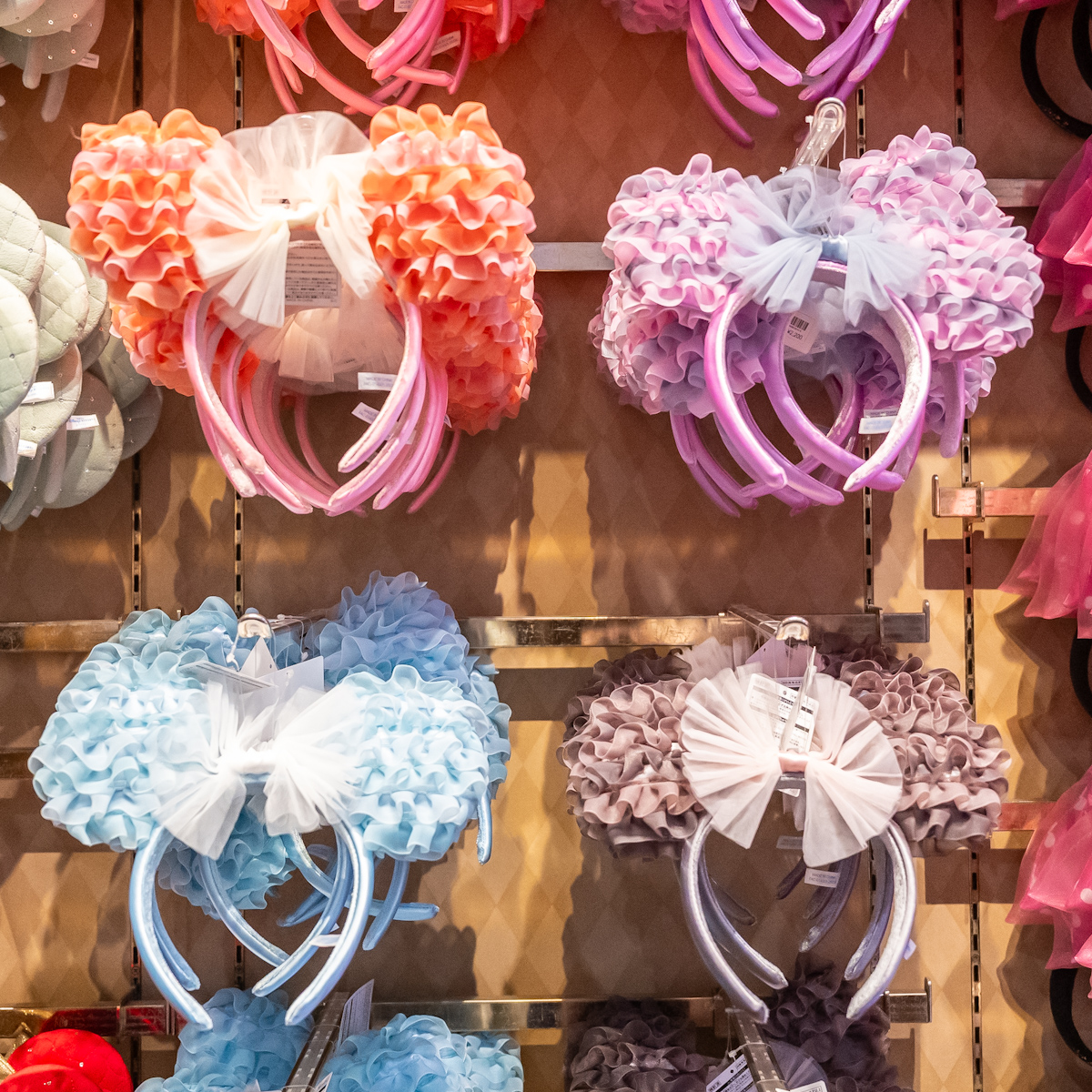 フリル素材4種！東京ディズニーランド ミニーカチューシャ -