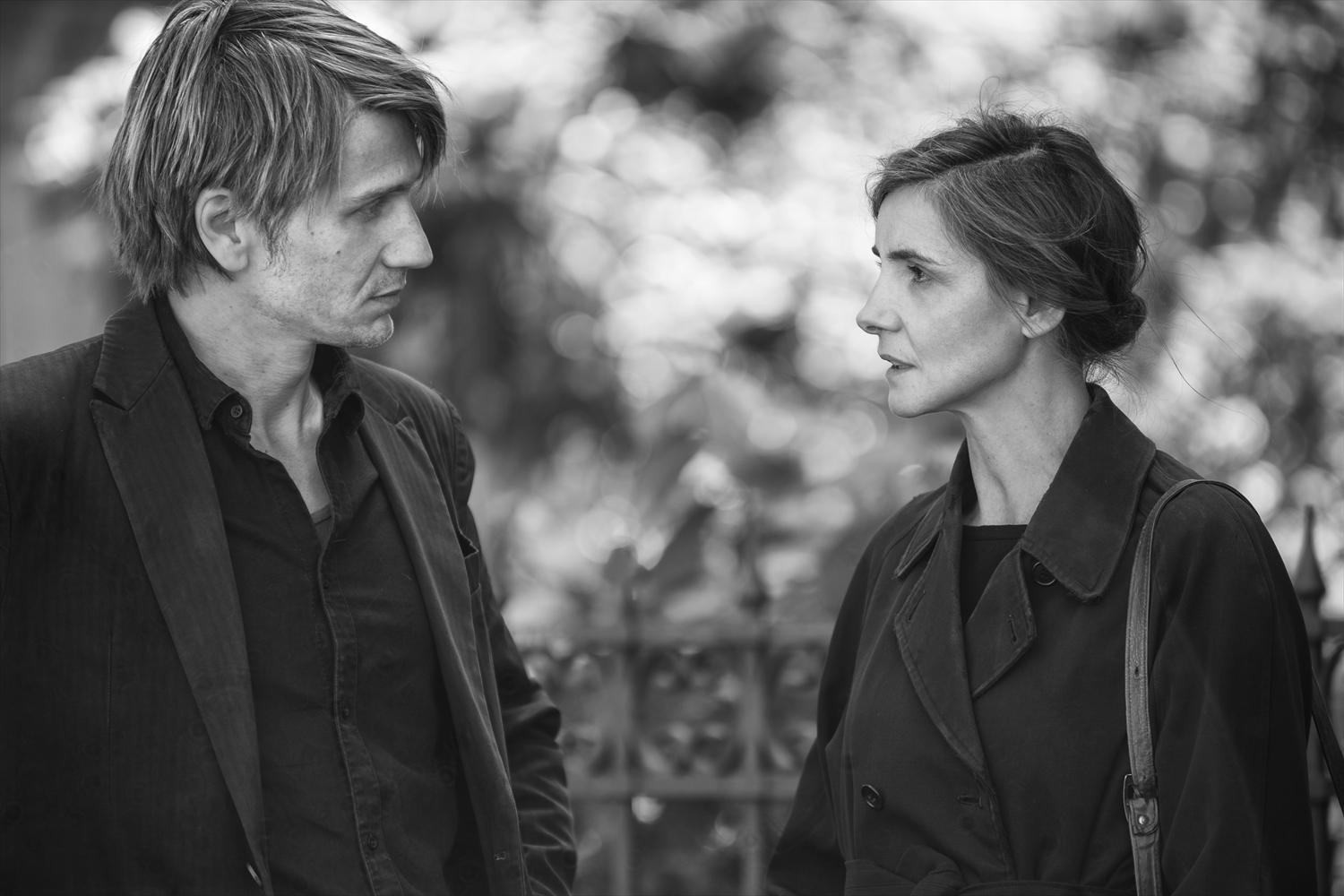 パリ、恋人たちの影 | 株式会社ミッドシップ