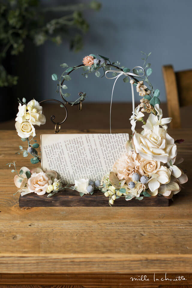 ローズ＋シュガーアンティークピンクのフォトスタンド/リングピロー