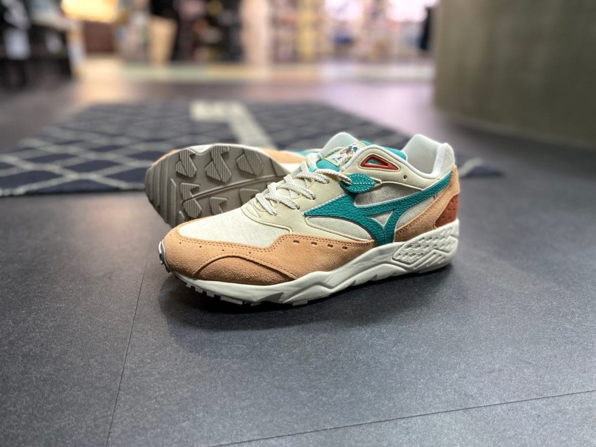 1995年誕生の名品】ミズノ「コンテンダー」に日本の風景をテーマにした