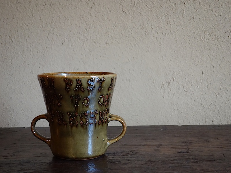 Shikama Fine Arts » エドワード・ヒューズさんの器