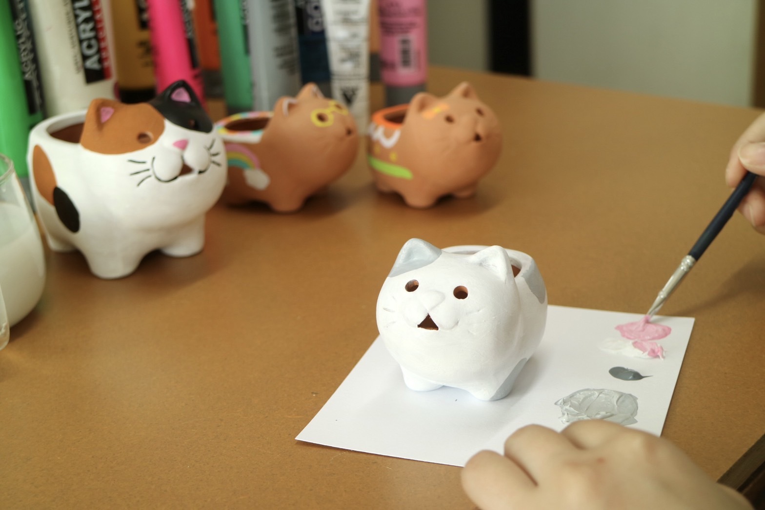 ものづくり体験】ねこテラコッタの絵付け｜ねこ雑貨とものづくり体験