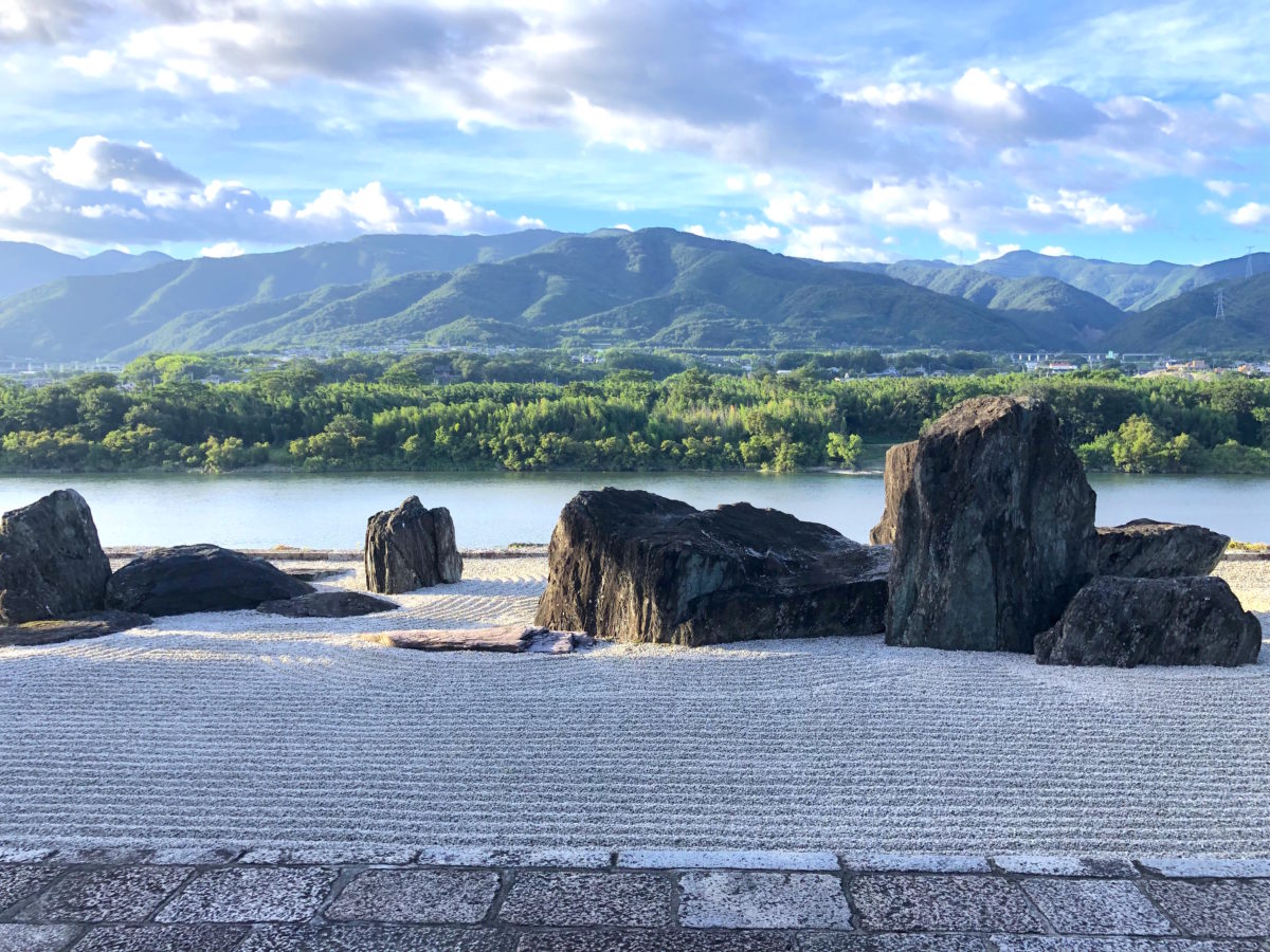 本楽寺庭園 ― 齋藤忠一作庭…徳島県美馬市の庭園。 | 庭園情報メディア