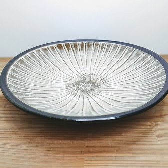 小皿・大皿一覧｜おんた家｜小鹿田焼の器、お皿、丼、湯呑み、茶碗など