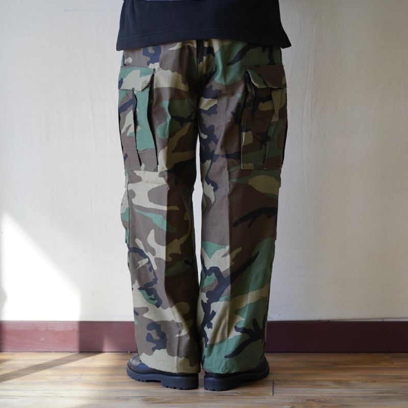 US ARMY】 M-65 FIELD PANTS WOODLAND CAMO / デッドストック