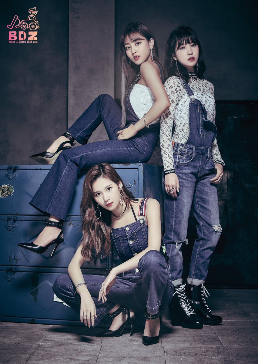 TWICE 1st ARENA TOUR 2018 