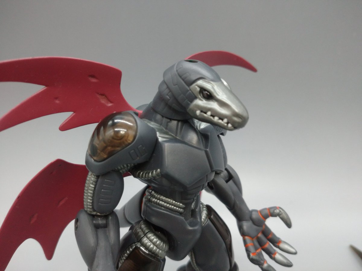 昨日入手した D-Realのサイバードラモンを撮影 ぶっっっちぎりで1番