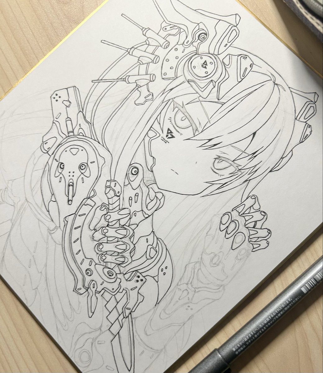 メカ少女の直筆イラスト色紙、ペン入れ中の様子✍🏻