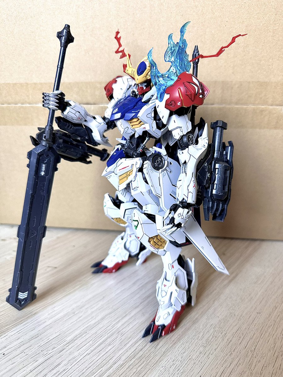 最近色々作っても(MGヴィダール、HGZZ、HGシルヴァなんちゃら)どれも