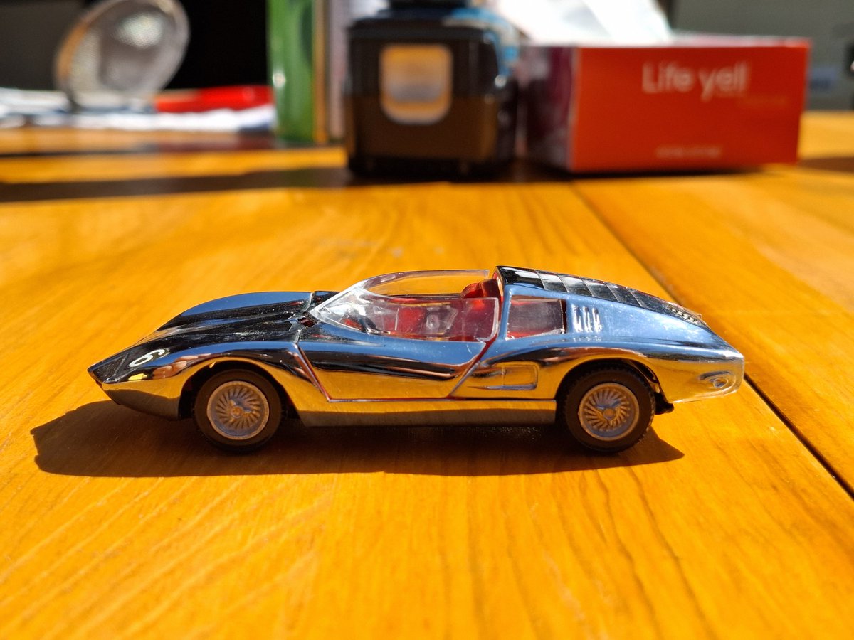 今回一番のお気に入りミニカー KIRK製 1/43 Chevrolet Corvair Monza