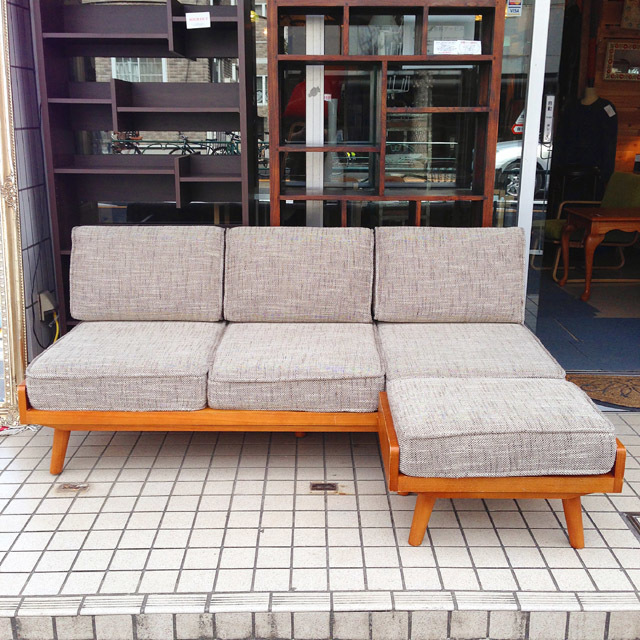 unico】ALBERO / アルベロ ソファ 3シーター&オットマン が入荷しま