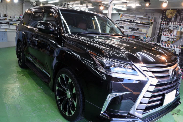 レクサス・LX570（スターライトブラックガラスフレーク）札幌市東区