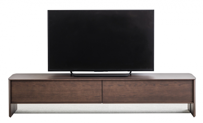 2020年秋発表予定の新製品に先駆けて、リビングルームをより快適にする