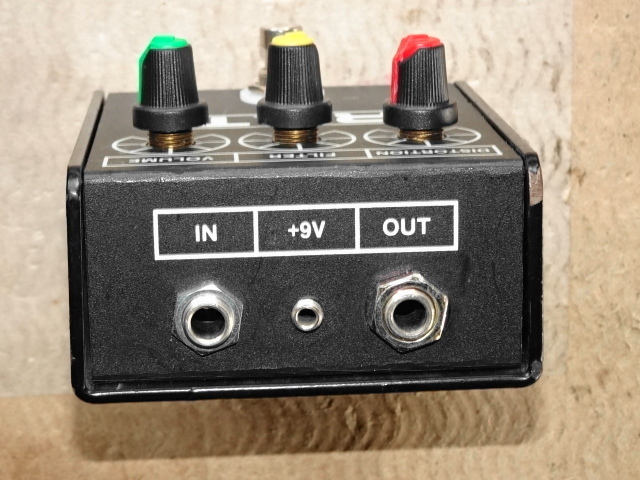 PROCO RAT2の修理（その1）: ナンチャッテ技術者の凸凹日記