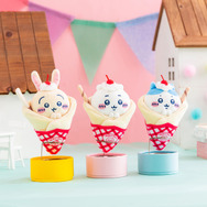 ちいかわ」ワッ！ “クレープ”になっちゃった！ 抱っこぬいぐるみ