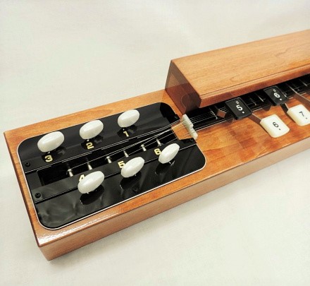 チェンバロ・スピネット・ライアー・大正琴 製造販売。浜松古典楽器