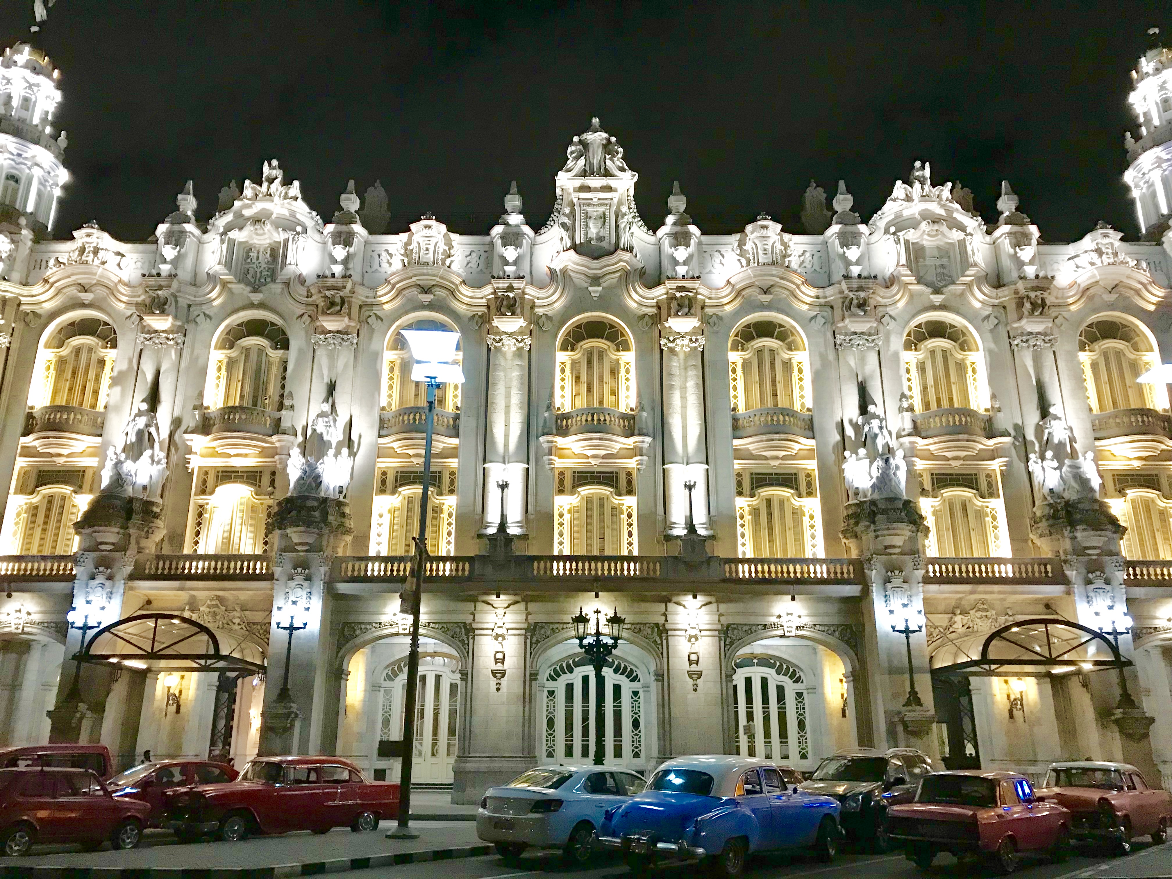 ハバナ観光まとめ】旧市街地と新市街地の観光スポットの詳細や現地