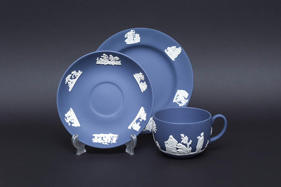 ウェッジウッド ジャスパー（ポートランドブルー） トリオを買い取り