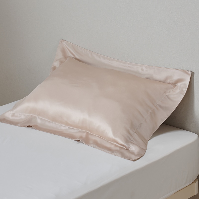 西川プレミアム シルクピローケース65 （63×43cm用）65×45cm ベージュ