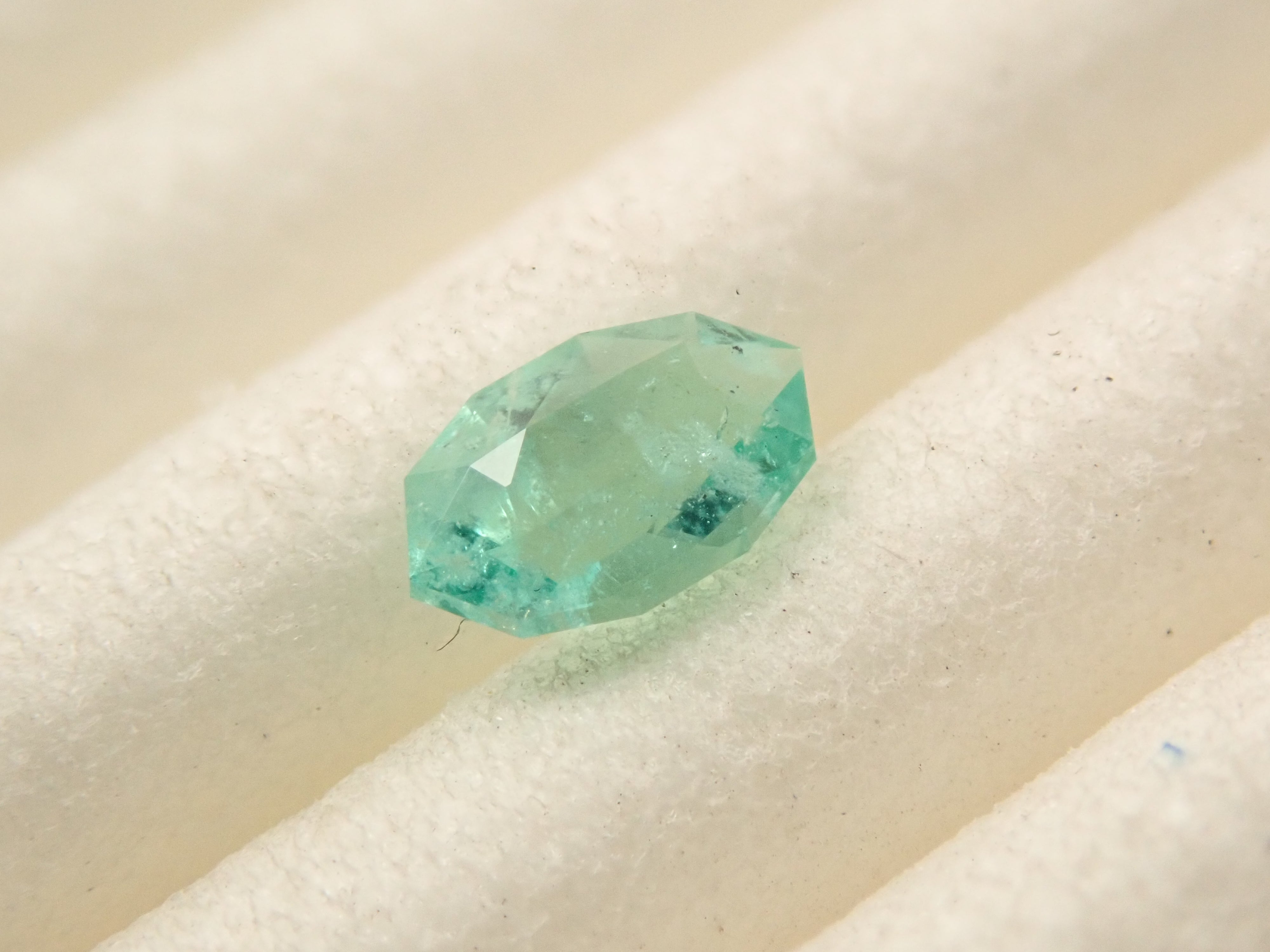 ザンビア産エメラルド 0.159ctルース