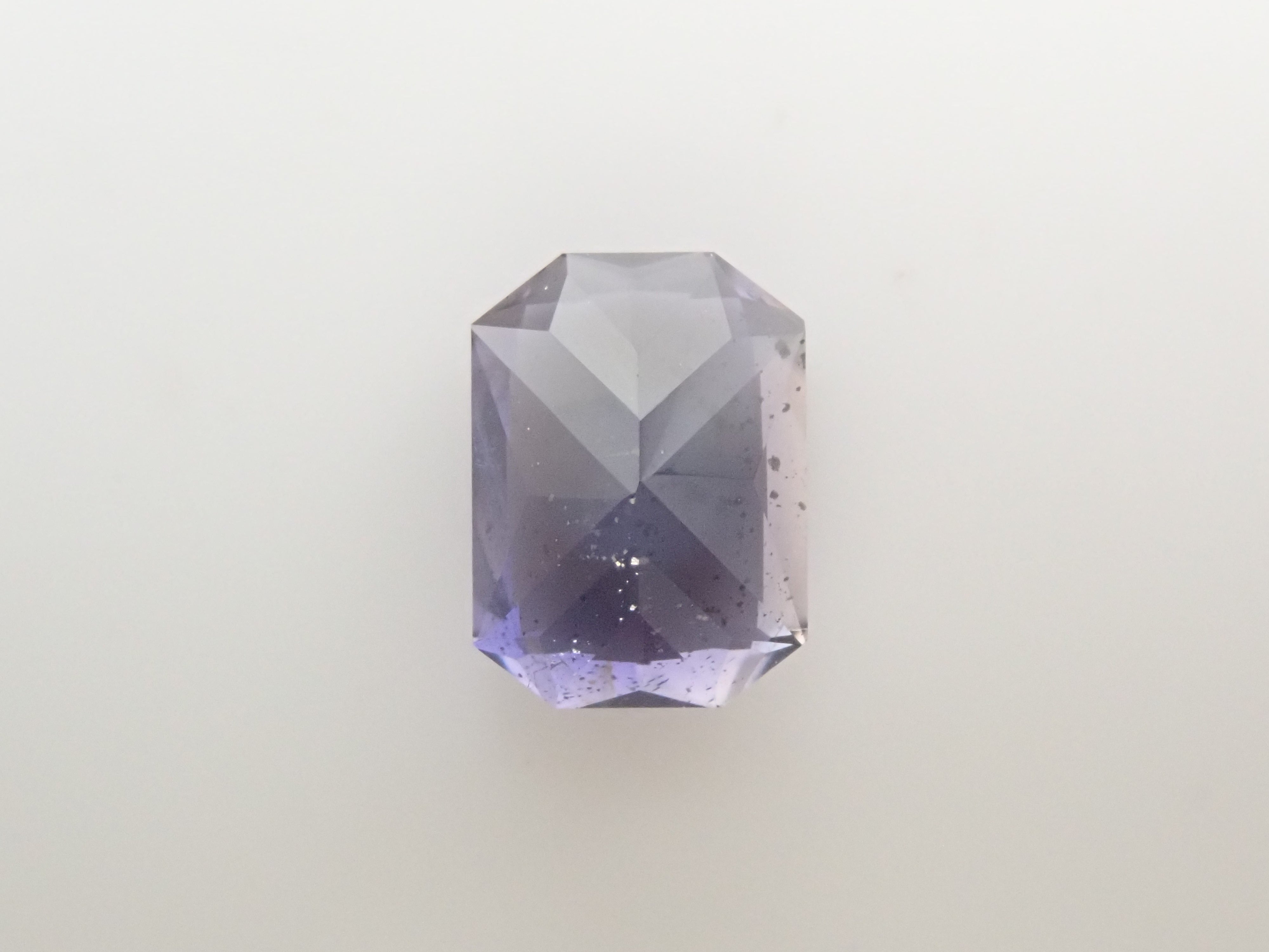 インド産アイオライトサンストーン 0.367ctルース