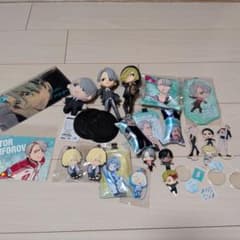 お*ふ様 ユーリオンアイス グッズセット Yuri on ice - メルカリ