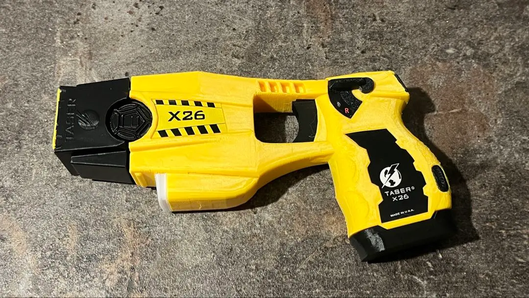 2026年最新】テーザーガンの人気アイテム - メルカリ