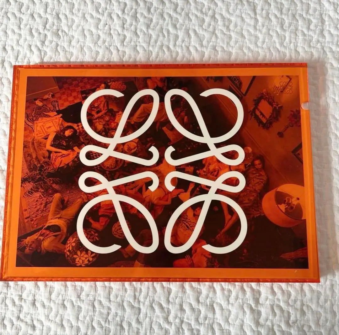 2026年最新】LOEWE コレクションの人気アイテム - メルカリ