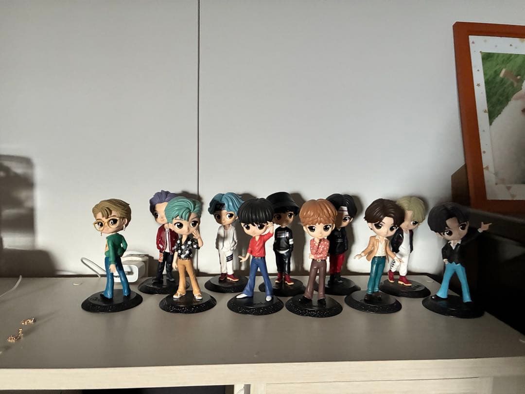 TinyTan フィギュアセット　16セット TinyTAN すわらせ隊vol.1 タイニータン BTS メンバー モチーフ グッズ