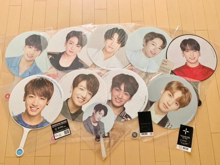 BTS うちわ JUNGKOOK ジョングク 10枚 セット アンカバ BTS グク うちわ 防弾少年団 団扇 ジョングク 3枚セット➕1枚 - メルカリ
