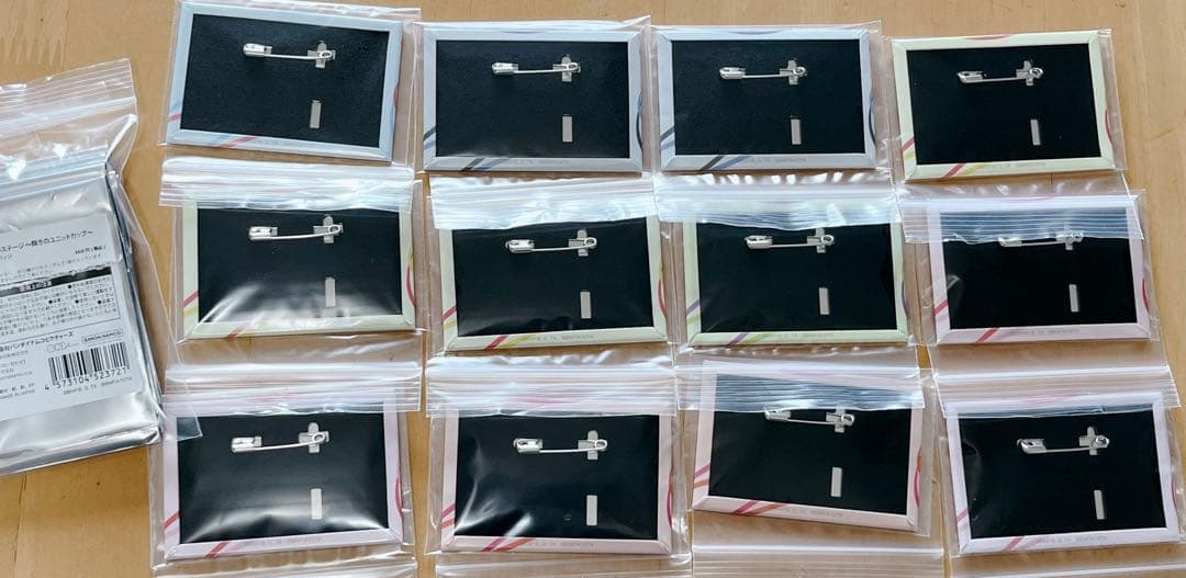 アイカツ 缶バッジ ふたりでユニット！缶バッジ 全種 - メルカリ