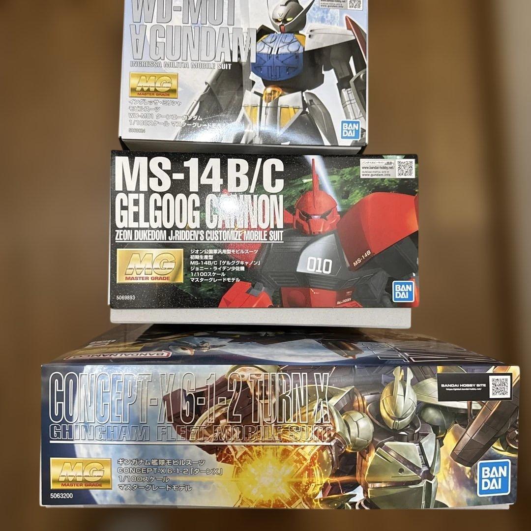 MG タ－ンX ＆ ゲルググキャノンジョニー・ライデン少佐機 - メルカリ