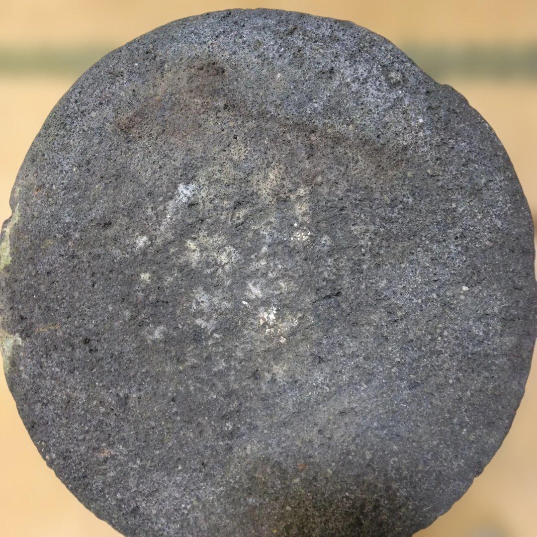 古い石臼-大正～昭和初期の臼-昭和オブジェ。 - メルカリ