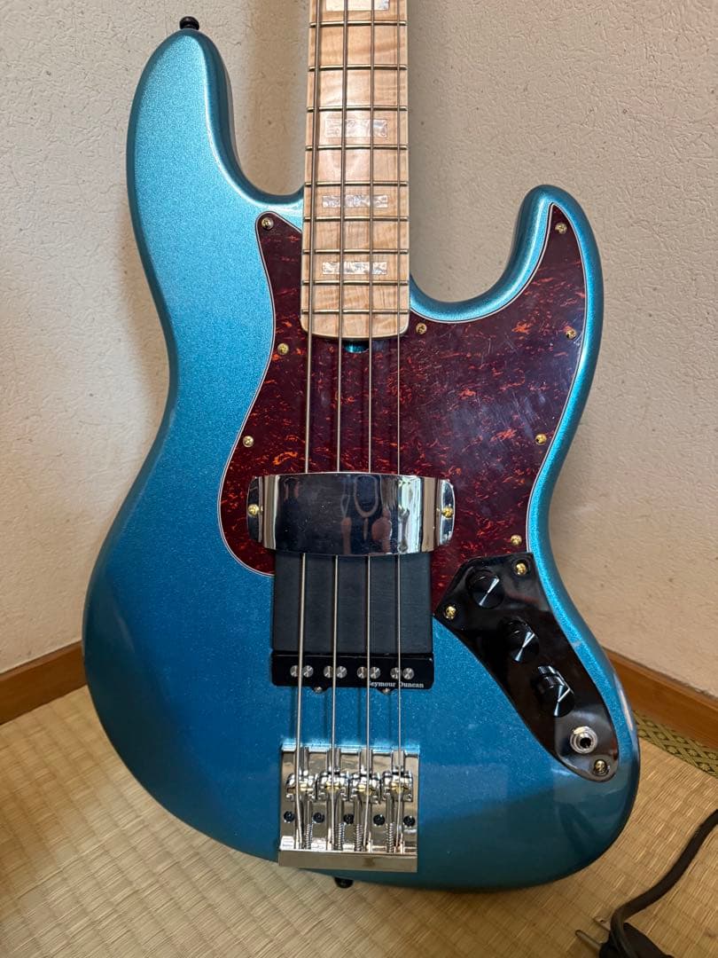 メタリックブルー 4弦エレキベース　ノーブランド　カスタム Atelier Z◇JB TYPE/エレキベース/本体のみ/4弦/パッシブ/レイクプ