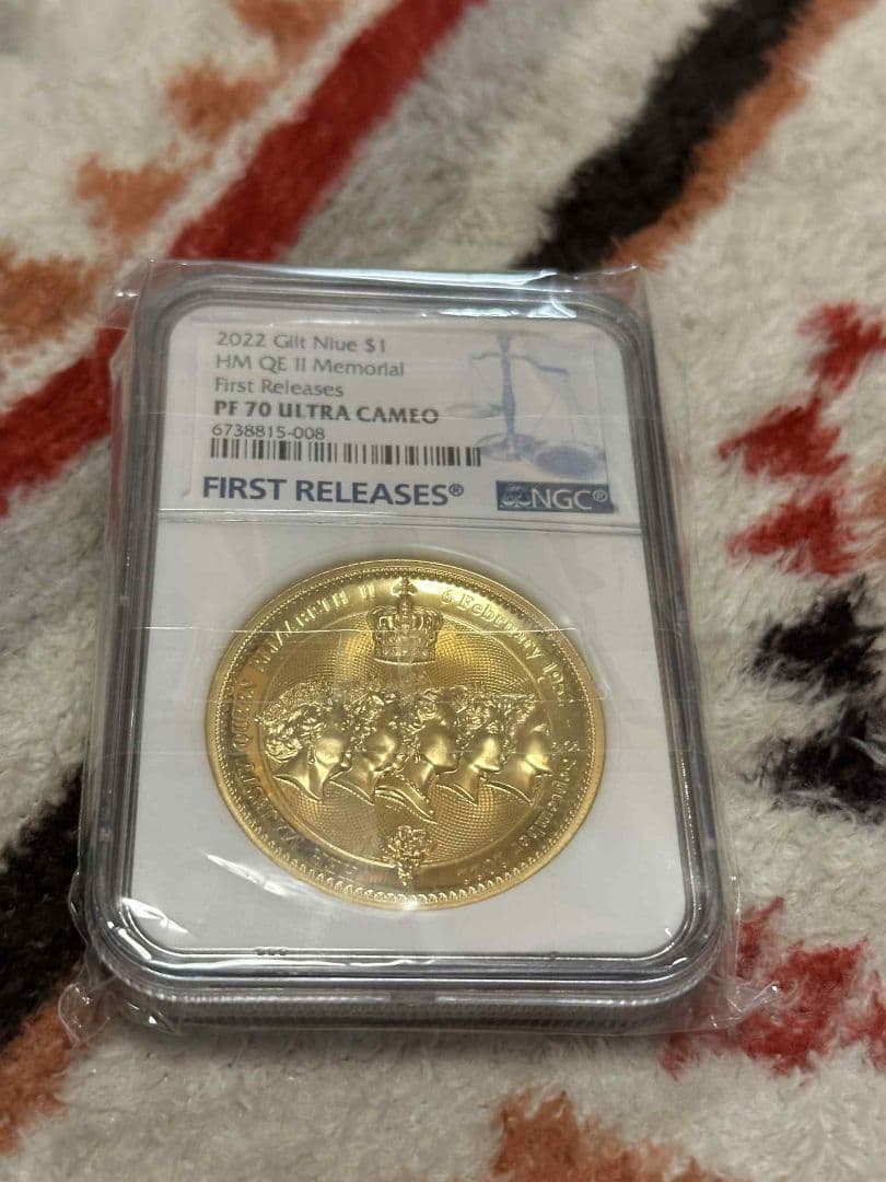 2022年 ニウエ 1ドル エリザベス女王記念コイン - メルカリ