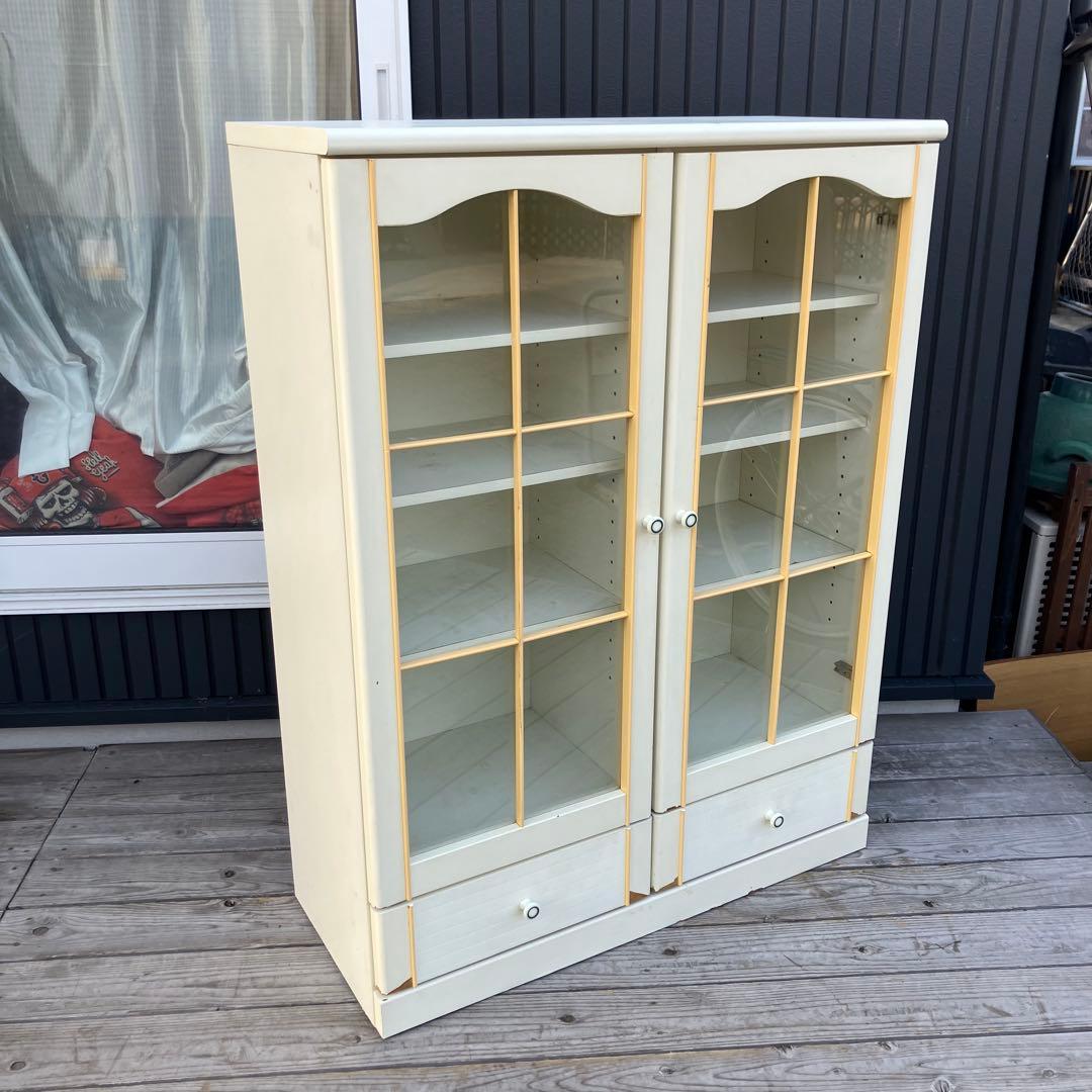 昭和レトロ ガラス扉 窓枠風 木製サイドボード 飾り棚 カップボード 古家具 楽天市場】【すぐに使える1000円クーポン配布中】キャビネット