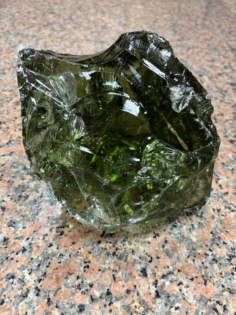 火山ガラス　天然ガラス　モルダバイトカラー　3.7kg インドネシア産　天然石