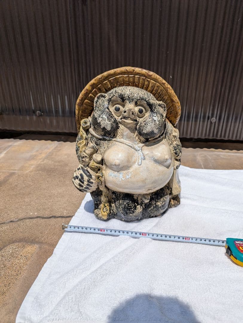 信楽焼開運タヌキの陶器彫刻 高さ約30cm貴重品 信楽焼 狸 陶器 たぬき タヌキ 開運 厄除け にんじゃ ニンジャ 忍者狸