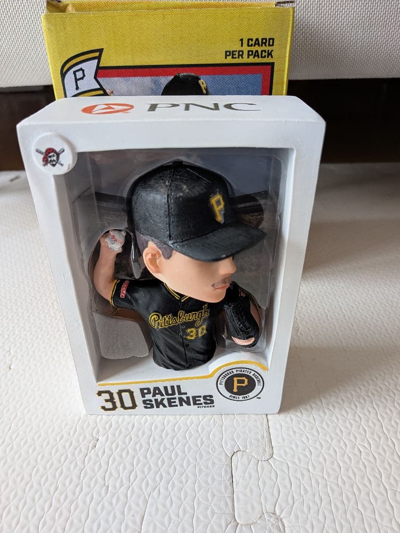 ポールスキーンズ　ボブルヘッド　PAUL SKENES 球場配布 メジャーリーグベースボール ボブルヘッド メンズ レディース MAJOR