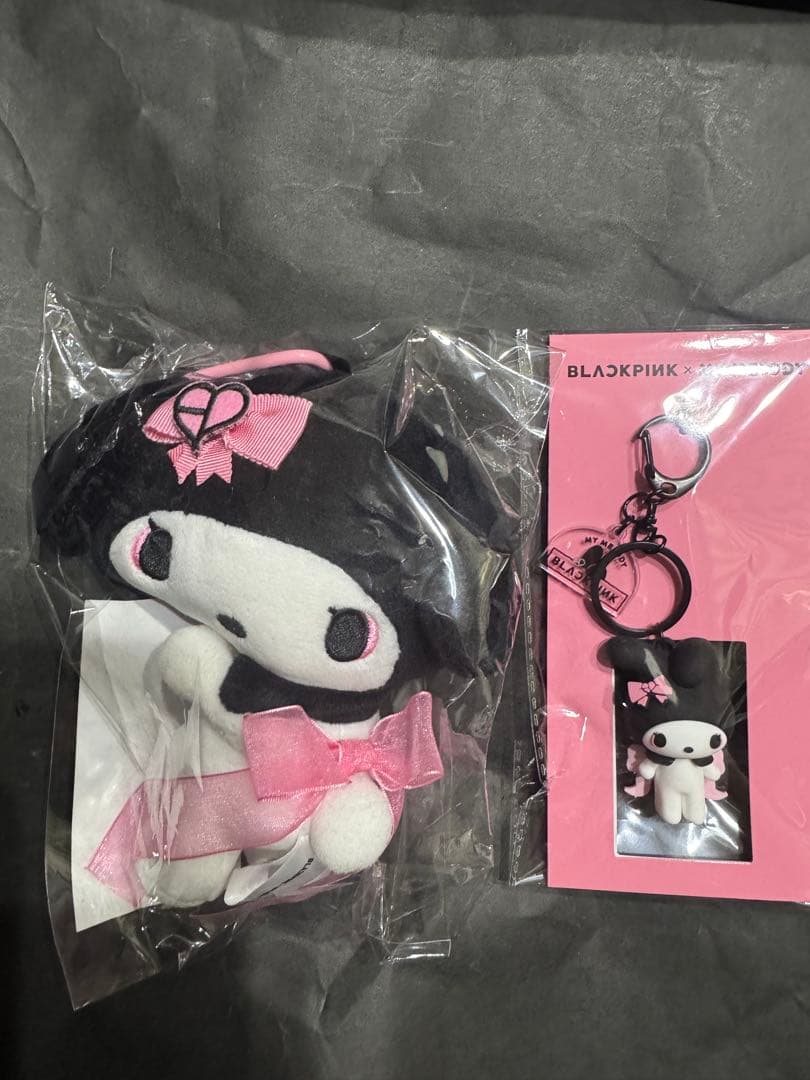 BLACKPINK × My Melody コラボぬいぐるみ3Dラバーキーリング BLACKPINK x My Melody 3Dラバーキーリング マイメロ - メルカリ
