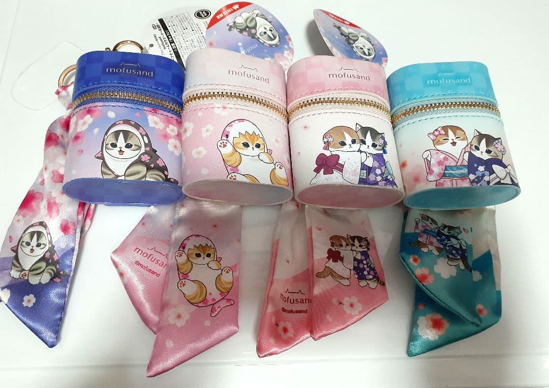 モフサンド mofusand スカーフチャーム付きポーチ 桜満開 4種 - メルカリ