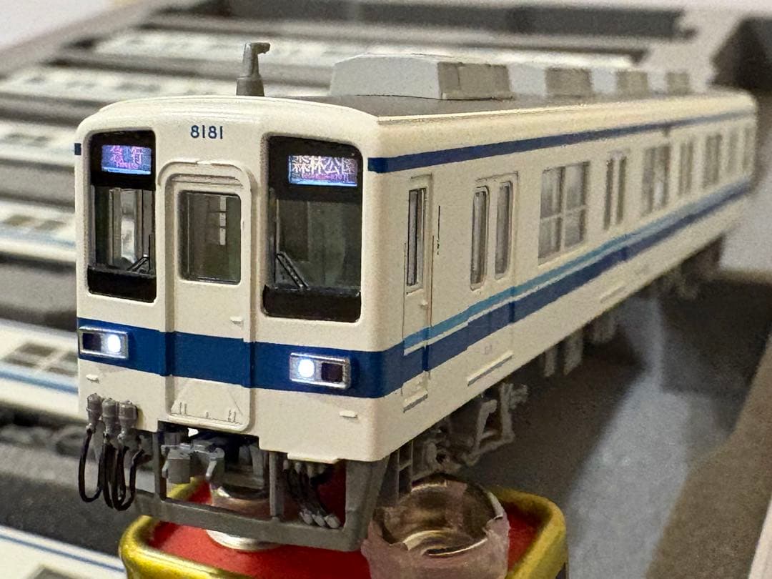 東武8000系　8両編成　KATO (貫通扉増設車に組み替え済) Amazon | KATO Nゲージ 東武鉄道8000系 後期更新車 東上線 8両セット