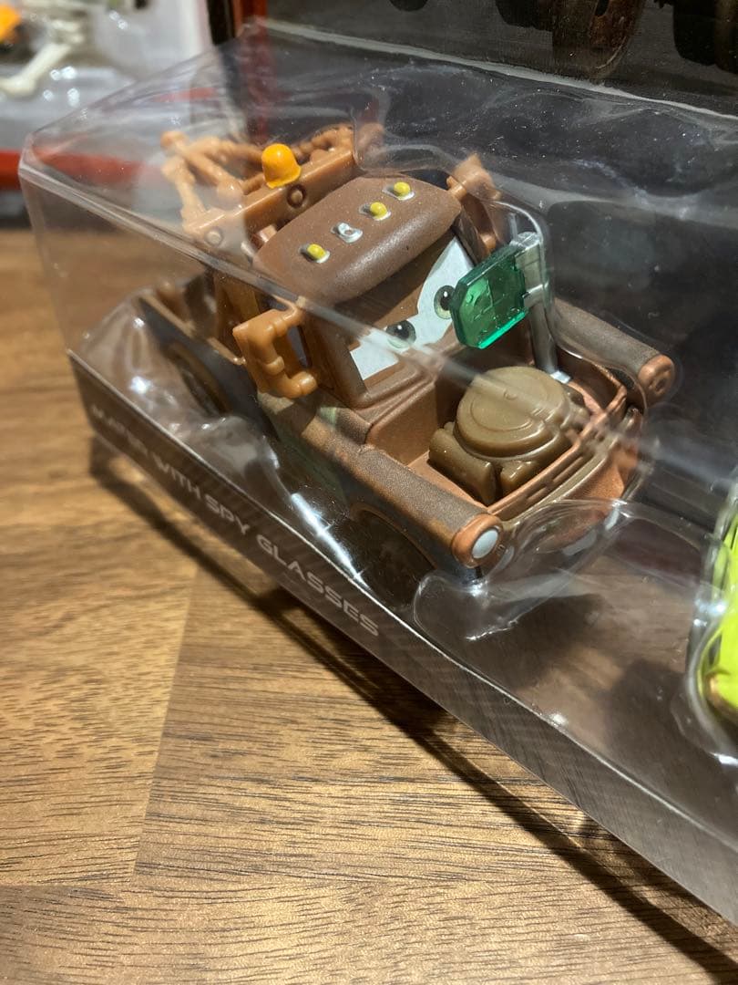 カーズ2 マテル製ミニカー グレム エーサー メーター ホリー - メルカリ