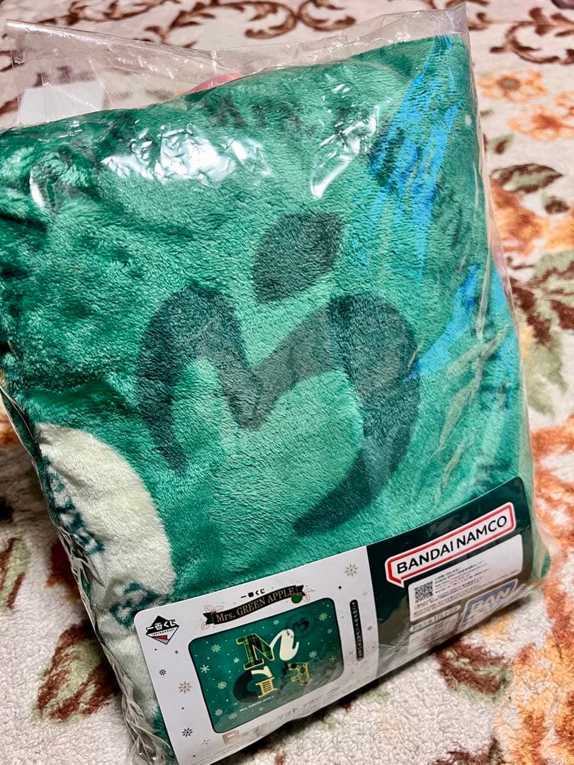 未使用】Mrs. GREEN APPLE 一番くじ B賞 ブランケット - メルカリ