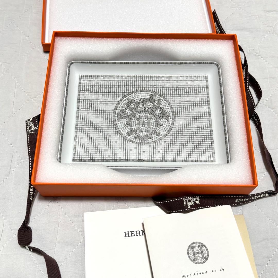 エルメス モザイクヴァンキャトルプラチナコレクション長方形皿陶器