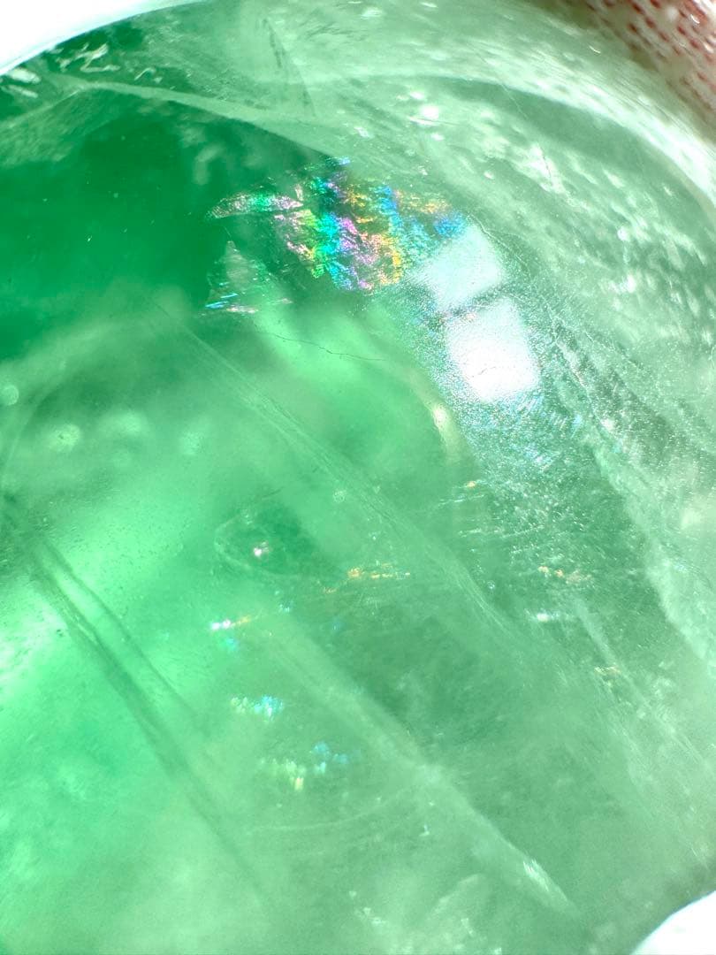 虹入り キャンディフローライト スフィア 53.6mm 金属台座付き