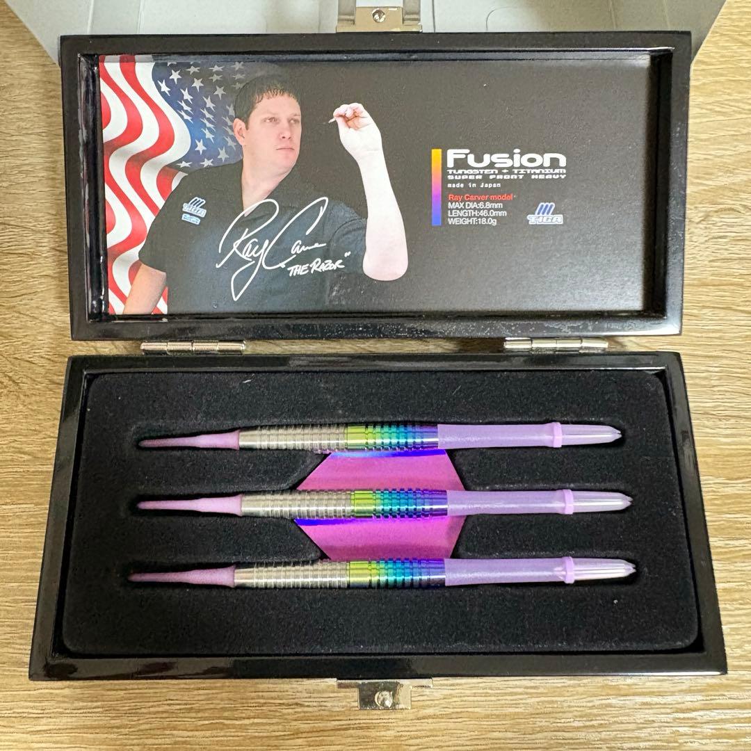 【未使用・廃盤】TIGA Fusion Ray Carver ダーツセット ダーツ バレル TIGA Fusion Razor 23 ティガ フュージョン レイザー23