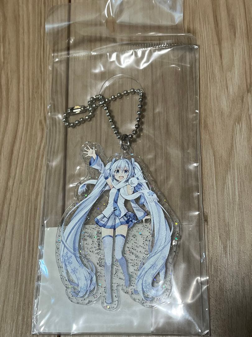 雪ミク　アクリルキーホルダー 雪ミク2025～Crystal～】アクリルキーホルダー - ゆにぃ - BOOTH