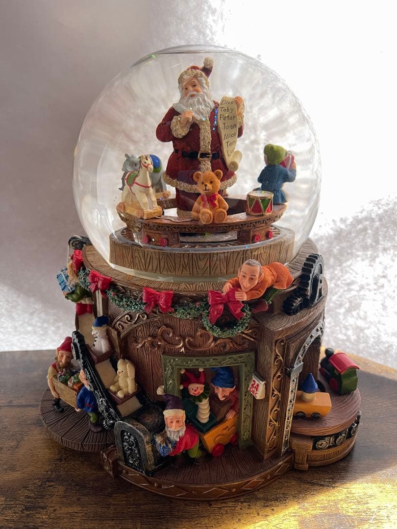 KIRKLAND サンタクロース スノードーム オルゴール 中古 KIRKLAND オルゴール サンタクロース スノードーム クリスマス