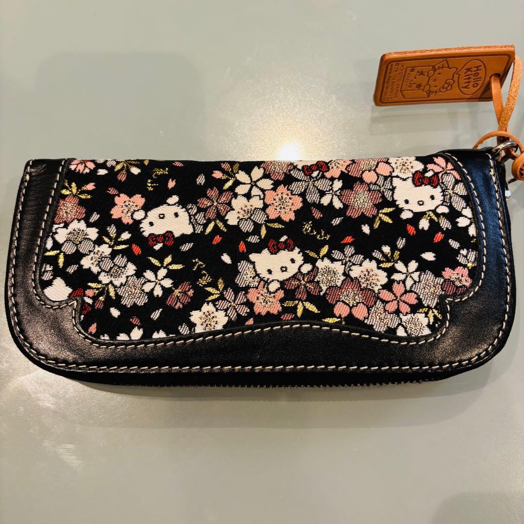 美品 ハローキティ 花山コラボ 和柄 長財布 HELLO KITTY - メルカリ